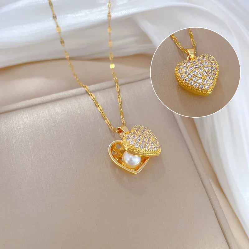 Luxurious Heart Pearl Oyster Necklace