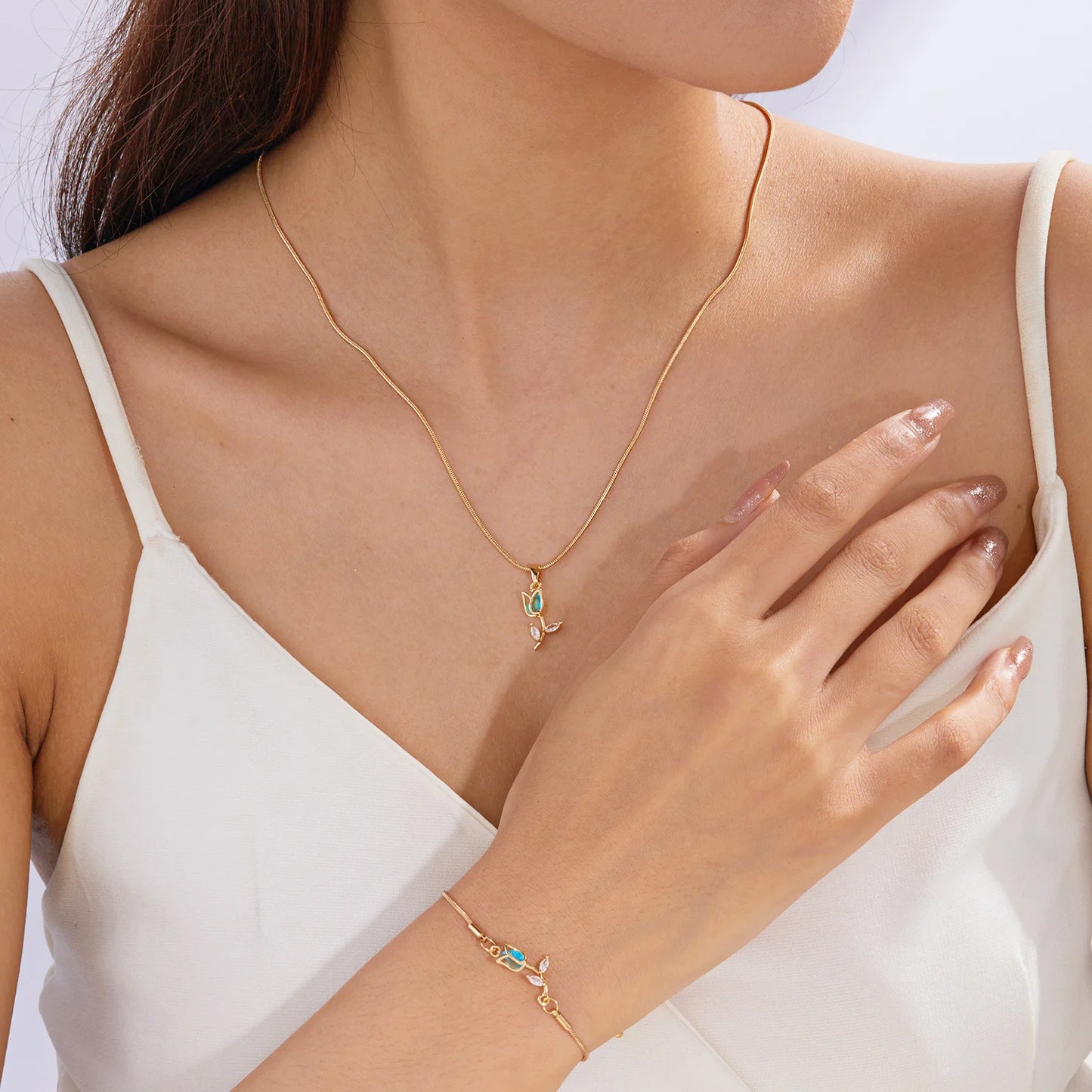 Light Luxury Tulip Flower Pendant Necklace