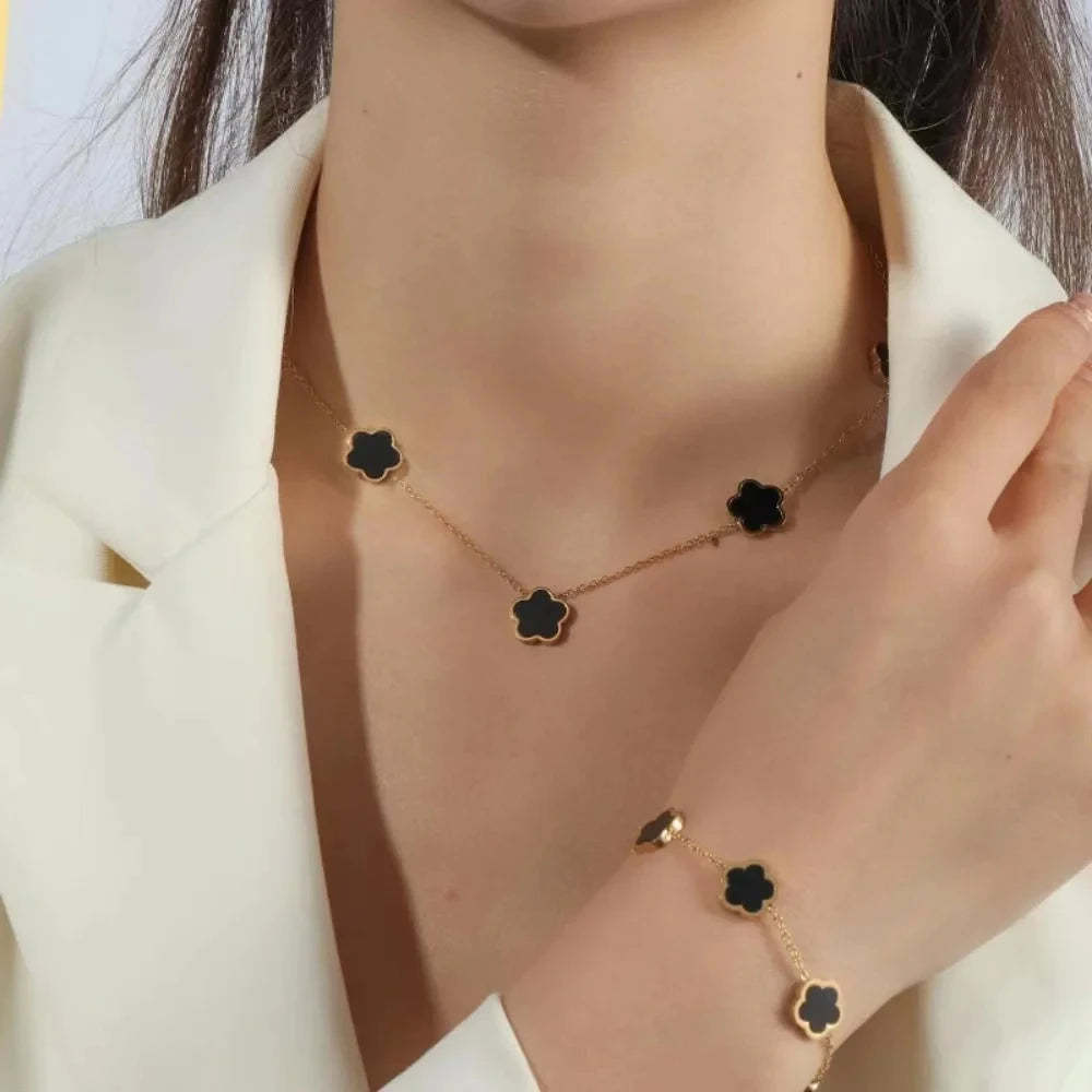 Lucky Clover 18K Gold Plated Clover Necklace Bracelet Earring Set