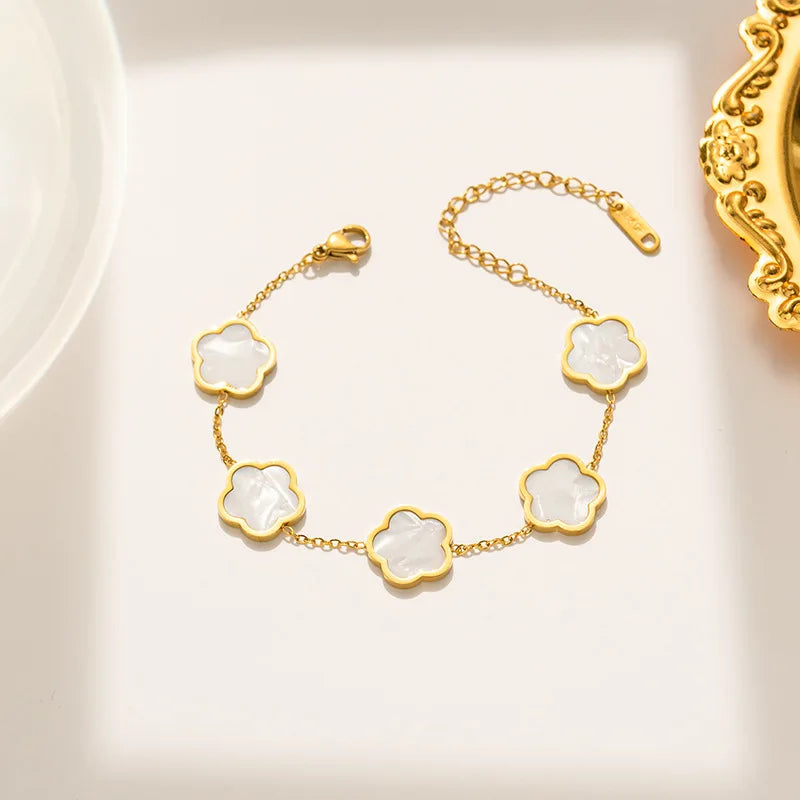 Lucky Clover 18K Gold Plated Clover Necklace Bracelet Earring Set