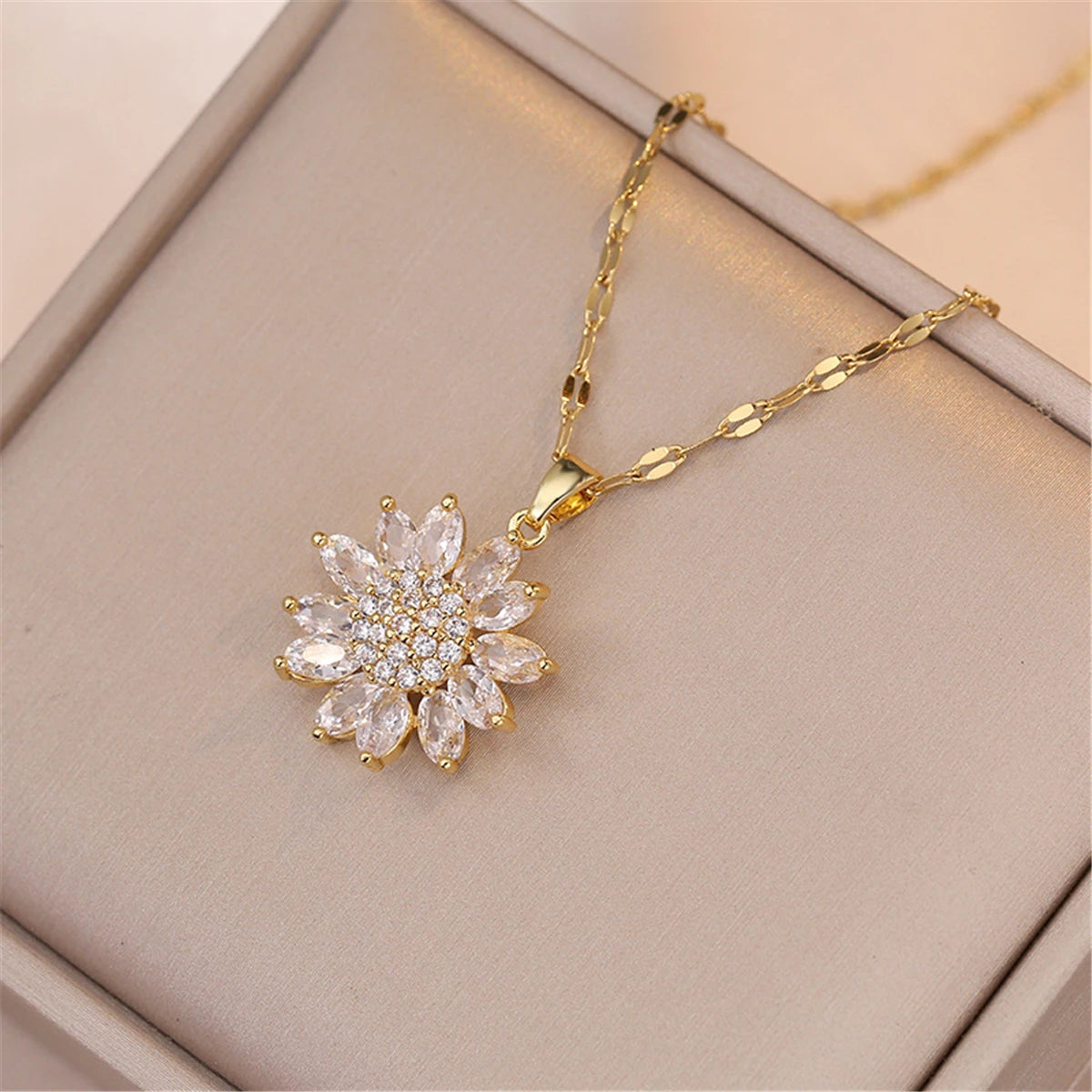 Creative Cute Cartoon Cat Stainless Steel Chain necklace