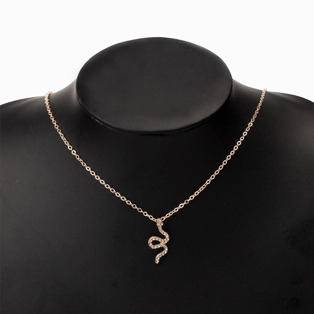 Retro Snake Pendant Necklace Chain for Women