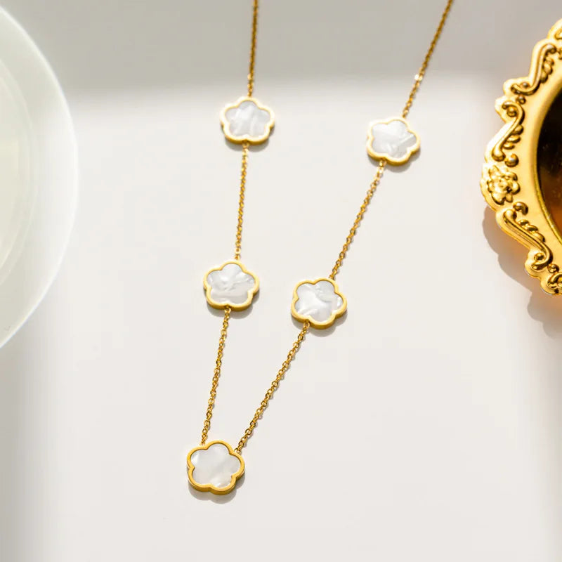 Lucky Clover 18K Gold Plated Clover Necklace Bracelet Earring Set