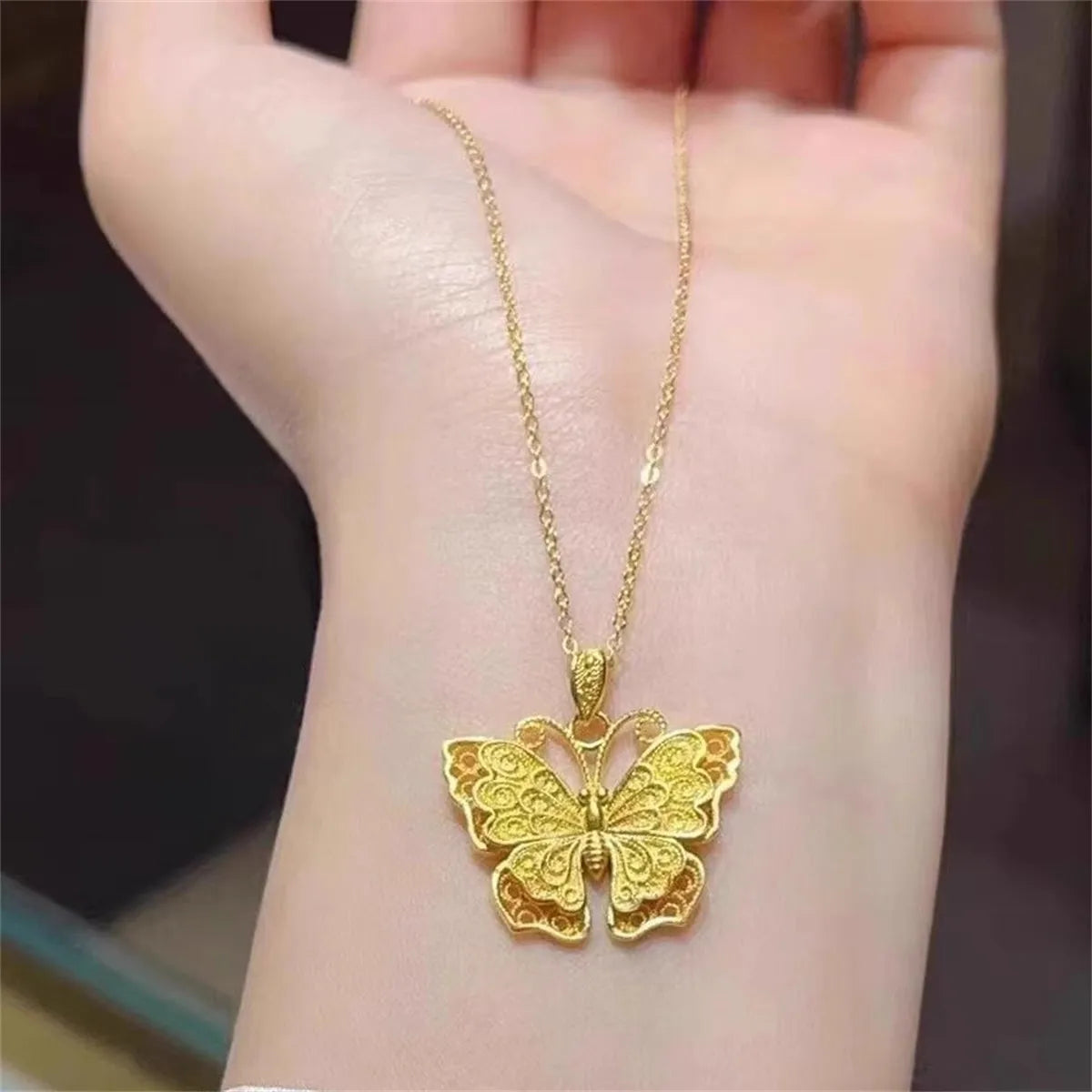 Shiny Pure 14 K Gold Color Butterfly Pendant Necklace