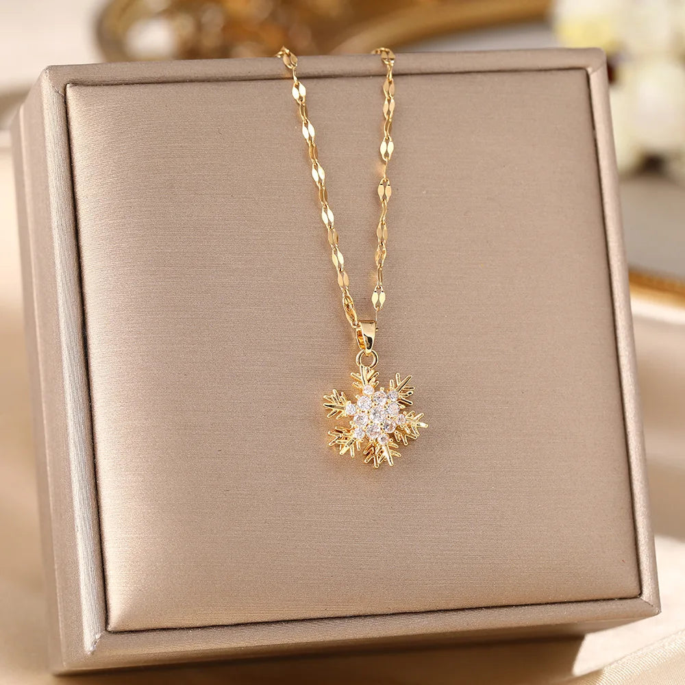 Rotating Snowflake Pendant Collarbone Chain