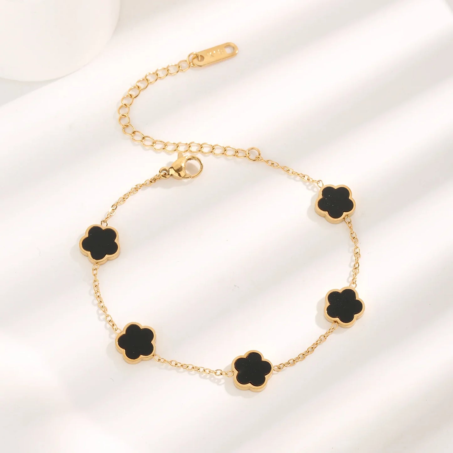 Lucky Clover 18K Gold Plated Clover Necklace Bracelet Earring Set