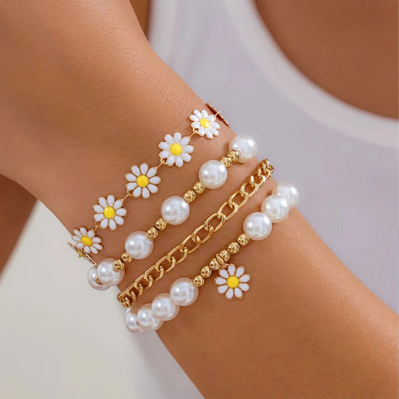 8pcs Daisy Flower Pendant Bracelet Set for Women Bohemian Beaded Enamel Star Heart Pearl Bangles