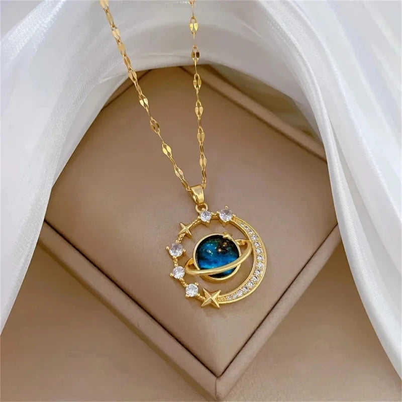 Exquisite Starry Sky Planet Light Luxurious Necklace