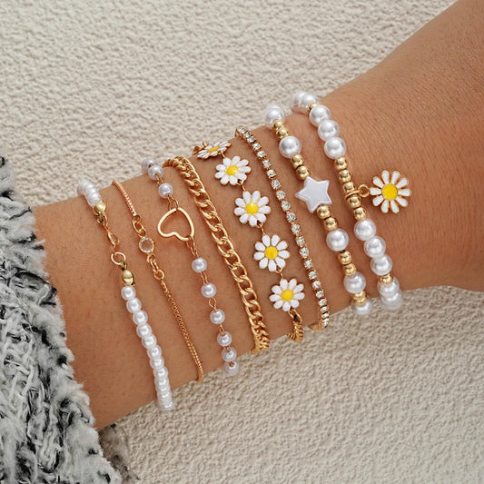 8pcs Daisy Flower Pendant Bracelet Set for Women Bohemian Beaded Enamel Star Heart Pearl Bangles