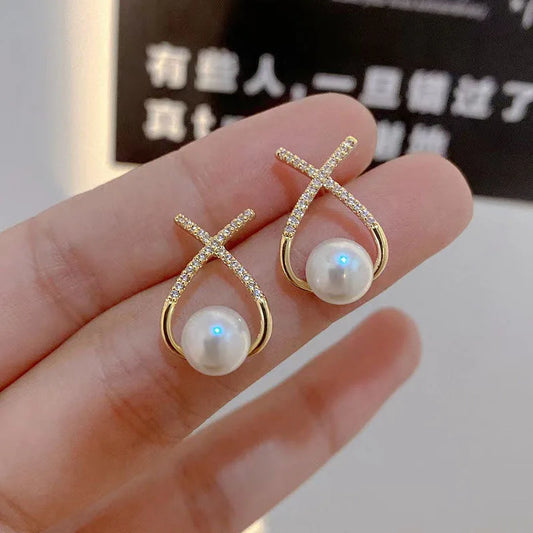 Heart Pearl Fine Earrings