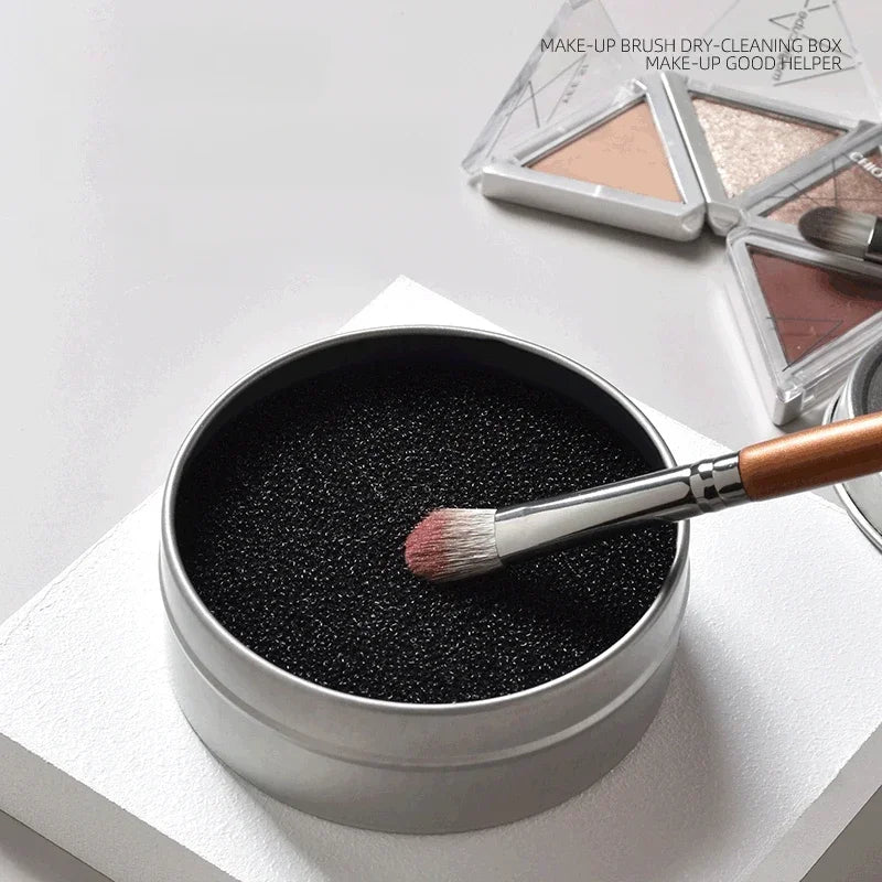 Makeup Brush Dry Cleaning Sponge Box with Activated Carbon Sponge